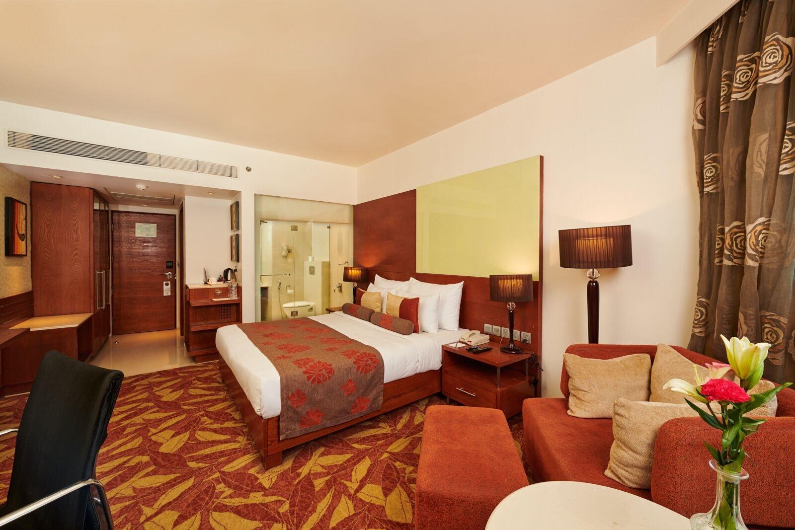 The Pride Hotel, Nagpur Buitenkant foto