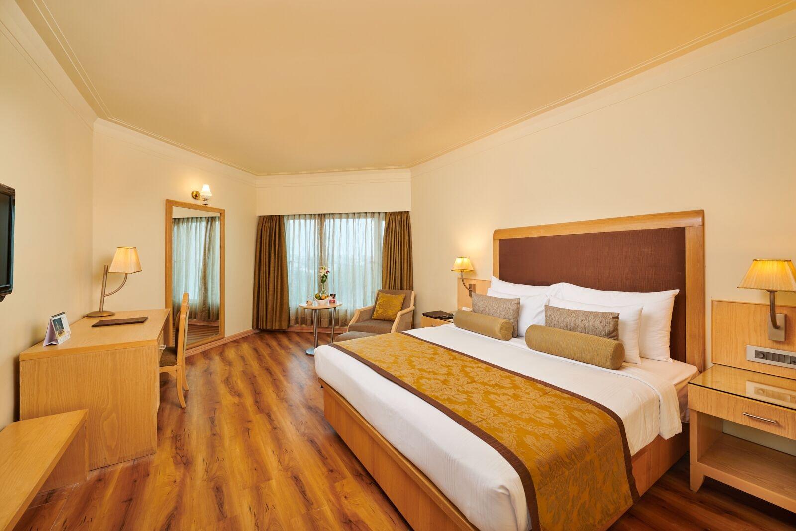 The Pride Hotel, Nagpur Buitenkant foto