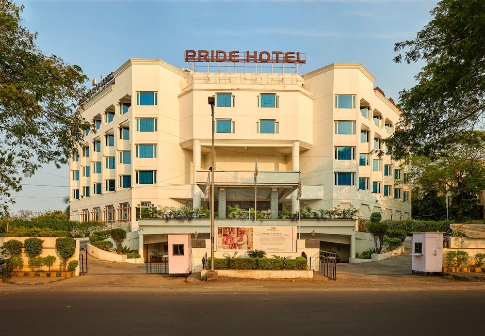 The Pride Hotel, Nagpur Buitenkant foto