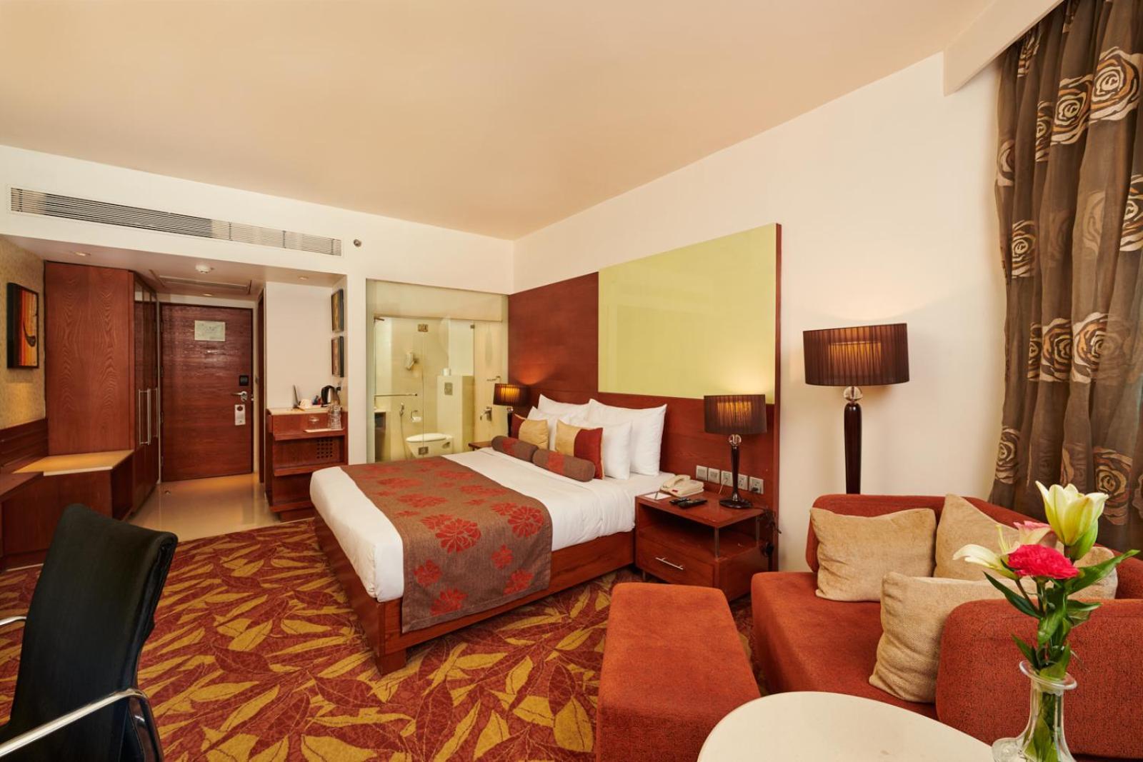 The Pride Hotel, Nagpur Buitenkant foto