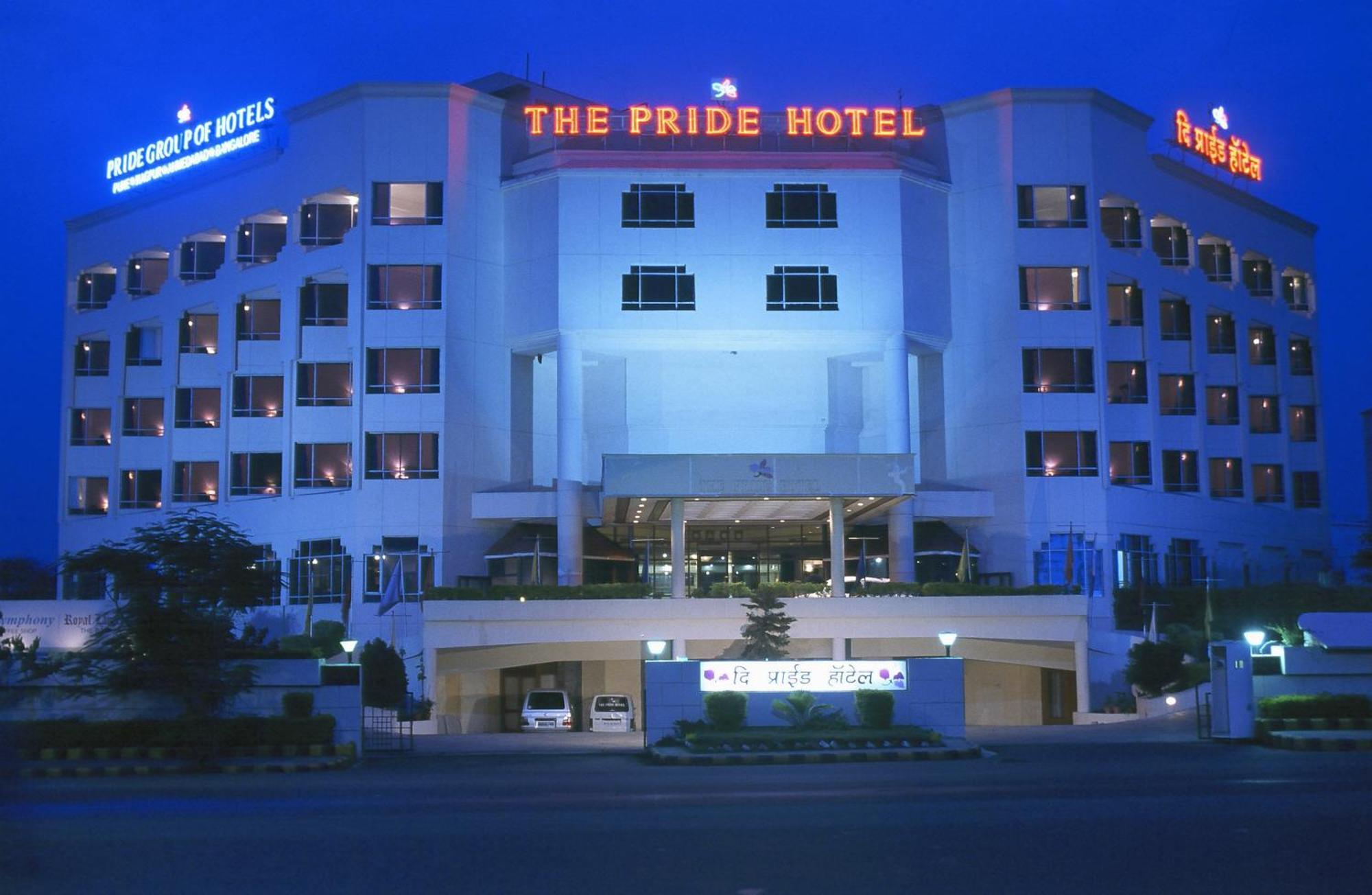 The Pride Hotel, Nagpur Buitenkant foto