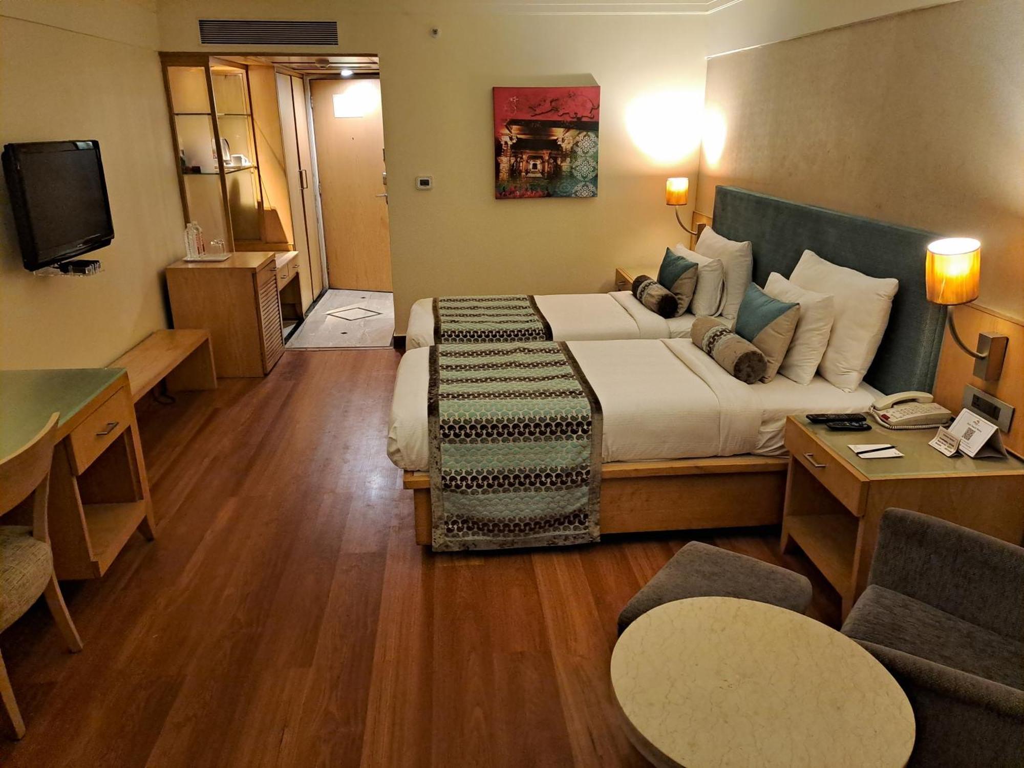 The Pride Hotel, Nagpur Buitenkant foto
