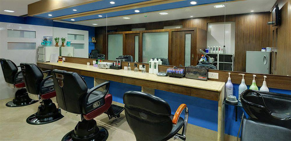 The Pride Hotel, Nagpur Buitenkant foto